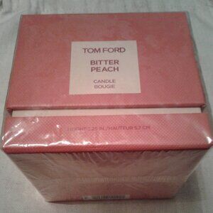 NEW!  Tom Ford Bitter Peach Candle - LOW Price